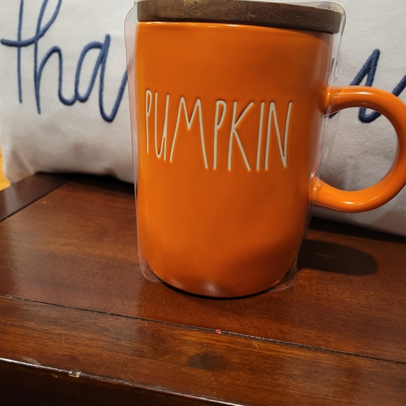 Rae Dunn | NWT PUMPKIN Fall Autumn Coffee Tea Mug w/ Wooden Lid, Orange & Ivory - Picture 3 of 3